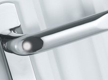 Poignees de porte inox ou laiton