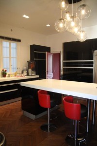 038D02BC03748918-photo-appartement-colore-moderne-047