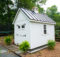 construire abri de jardin blanc