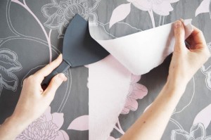 décoller un papier peint